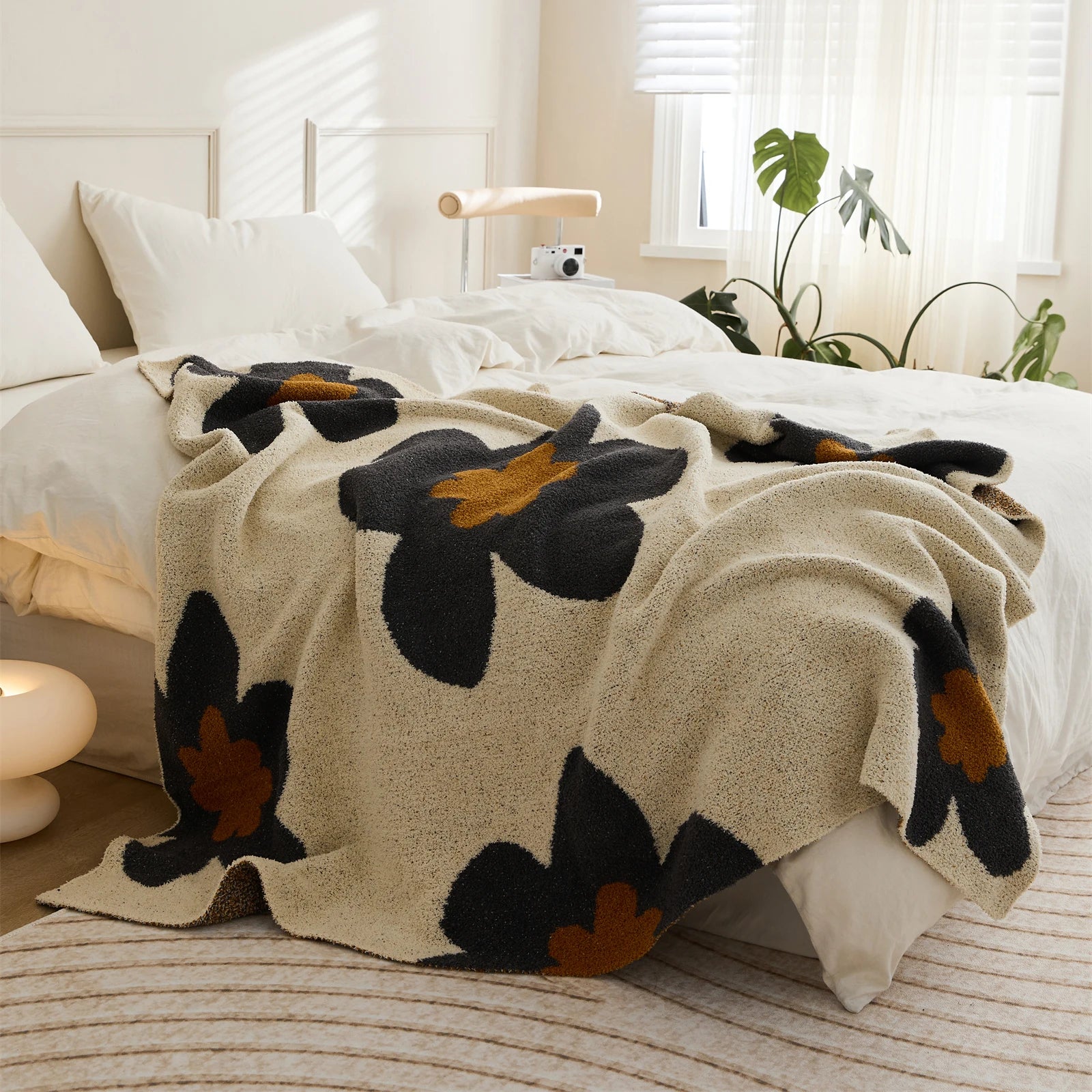 Scandinavian Flower Throw Blanket