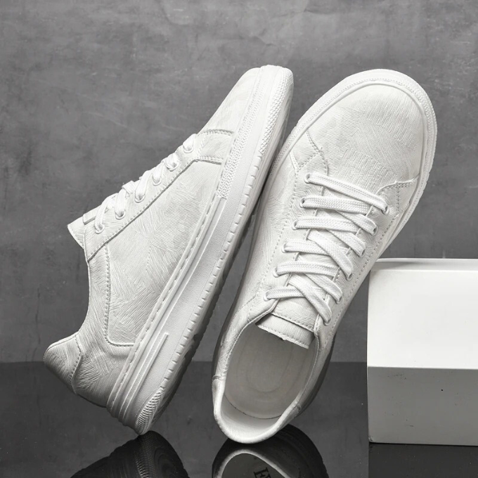 Vaughn Artisan Sneakers